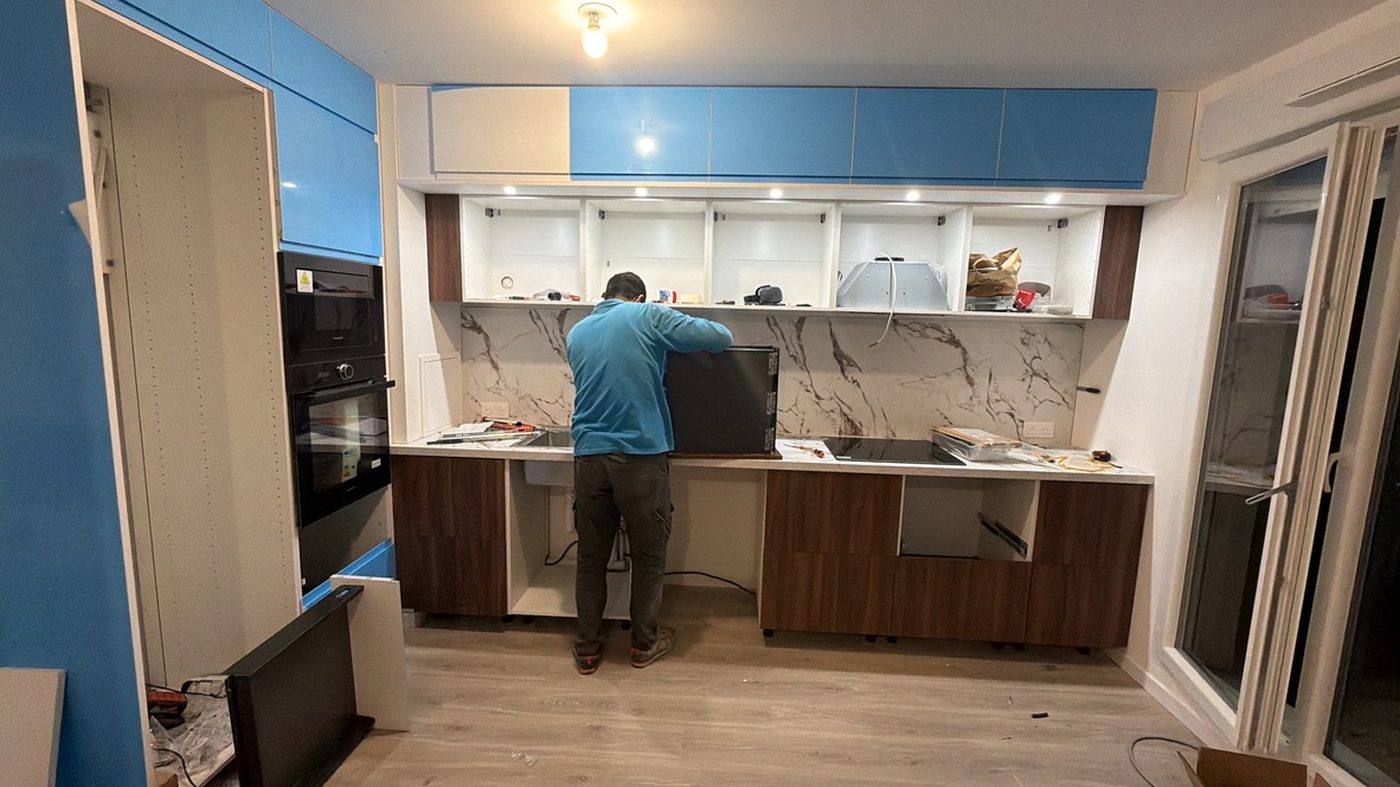 Pose de cuisine But en cours